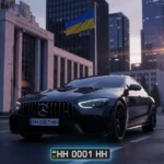 Чорний преміальний автомобіль з НН-номерами біля урядового будинку: що означають НН-номери в Україні 2026 і кому вони належать?